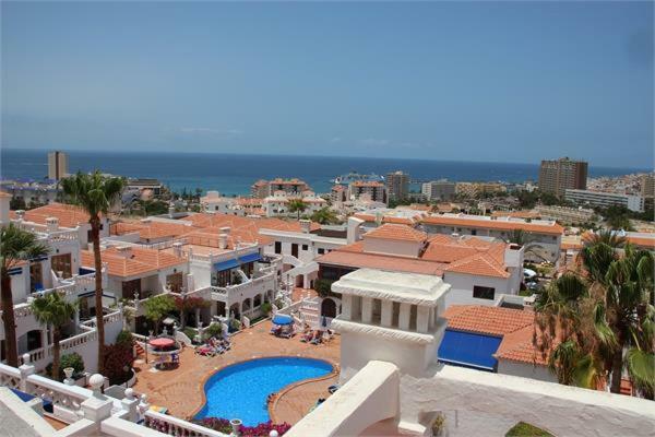 Aparthotel Royal Palm à Los Cristianos  Extérieur photo
